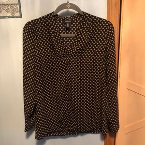 Black and gold 3/4 sleeve button up blouse